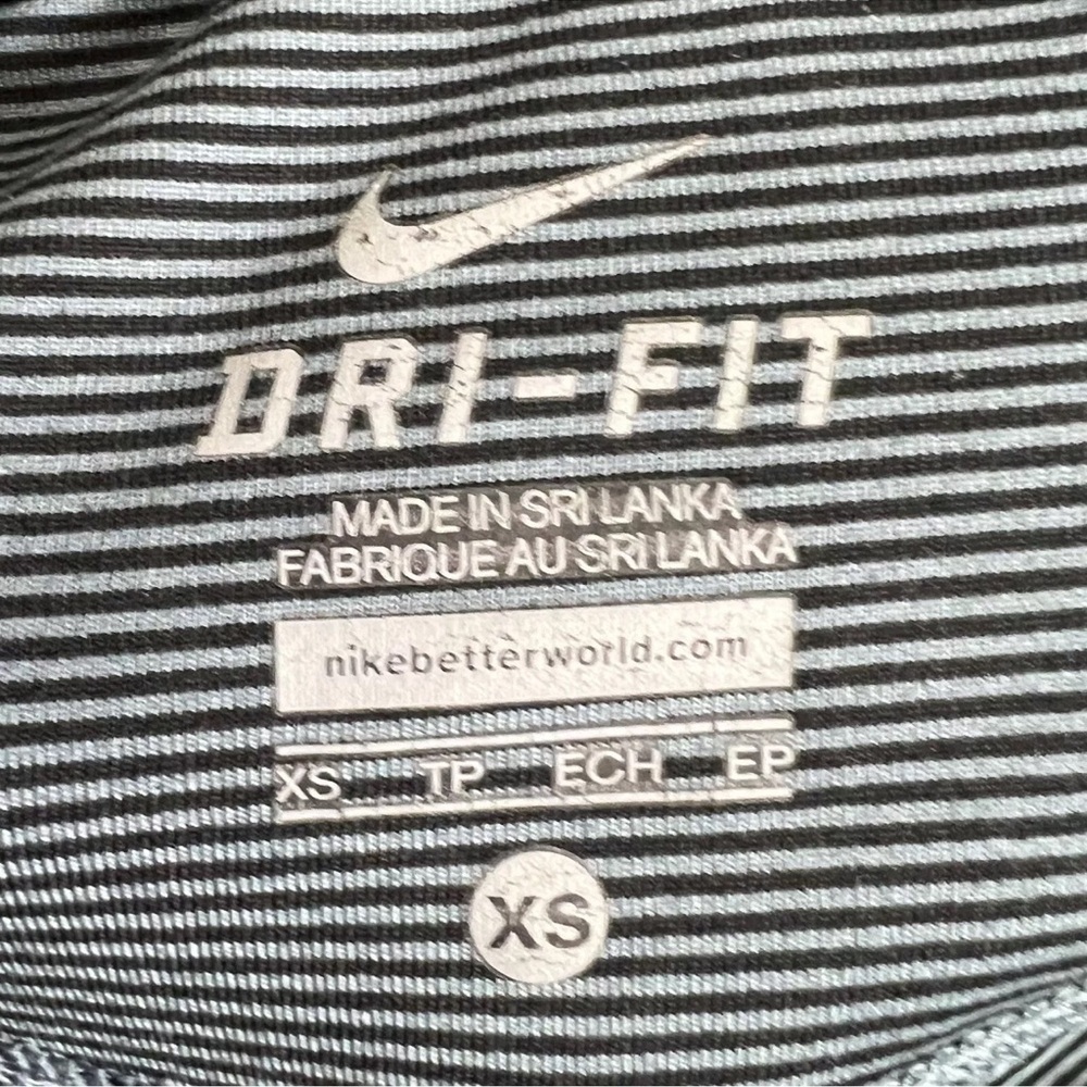 Nike Dri-Fit Striped Capri Leggings Size XS - Picture 4 of 5